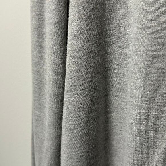 Daydreamer Gray "Partner In Wine" Graphic Long Sleeve Top Size Medium - Picture 8 of 8